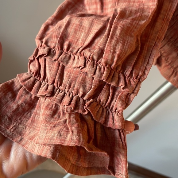 Vero Moda smocked / cinched stretchy on off shoulder top long sleeve rust XL - Picture 5 of 12